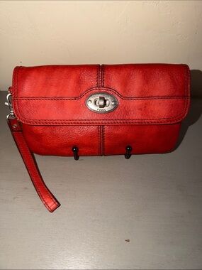 Fossil Red Leather Turn-Lock Wristlet Clutch